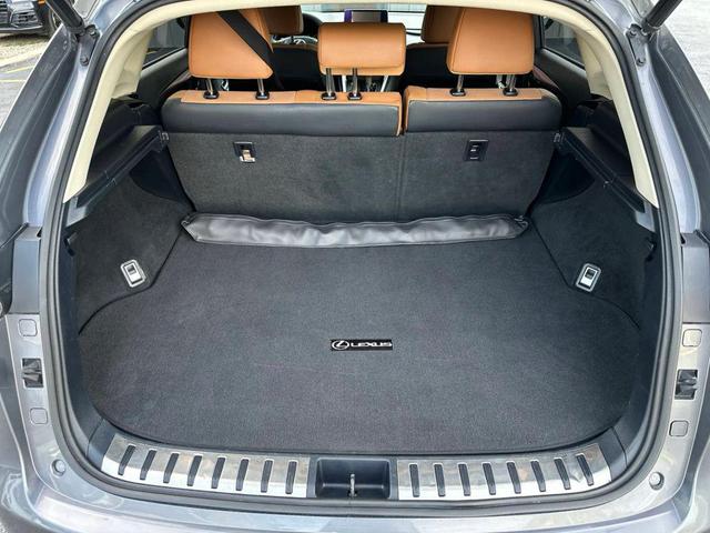 Photo of 2018 Gray Lexus NX 300