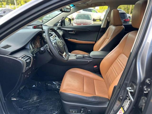 Photo of 2018 Gray Lexus NX 300