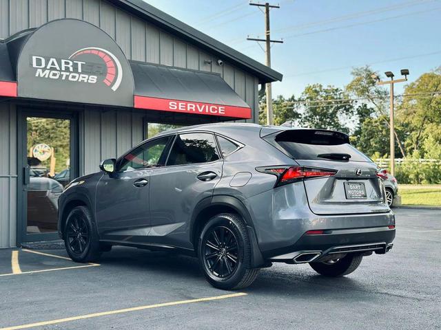 Photo of 2018 Gray Lexus NX 300