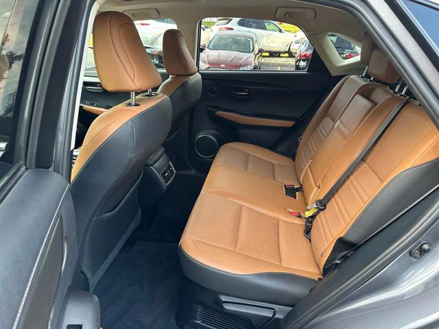 Photo of 2018 Gray Lexus NX 300