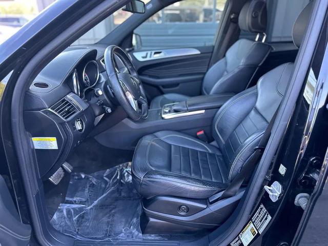 Photo of 2014 Black Mercedes-Benz M-Class