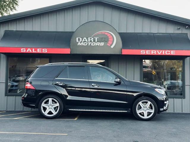 Photo of 2014 Black Mercedes-Benz M-Class