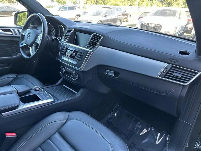 Photo of 2014 Black Mercedes-Benz M-Class
