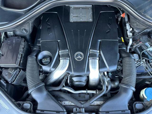 Photo of 2014 Black Mercedes-Benz M-Class