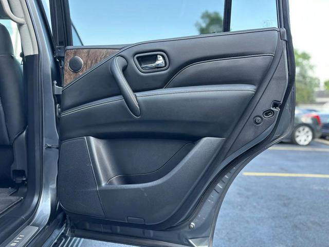 Photo of 2021 Gray INFINITI QX80
