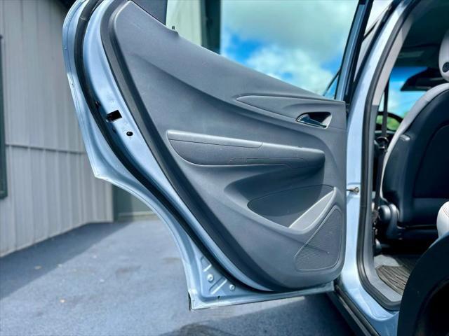 Photo of 2017 Silver Chevrolet Bolt EV