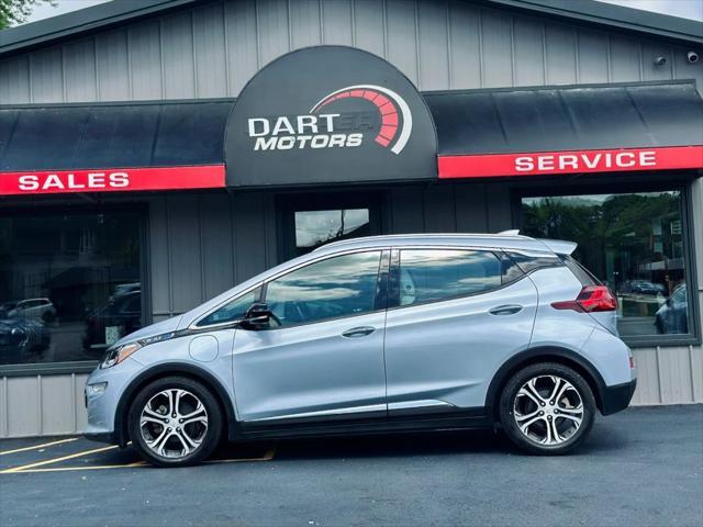 Photo of 2017 Silver Chevrolet Bolt EV