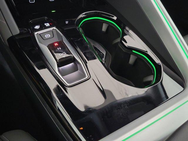 Photo of 2025 Tambora Gray Metallic Audi Q5