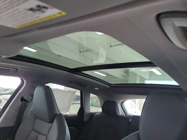 Photo of 2025 Tambora Gray Metallic Audi Q5