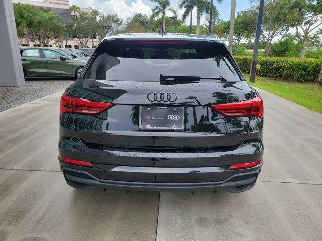 Photo of 2025 Black Audi Q3