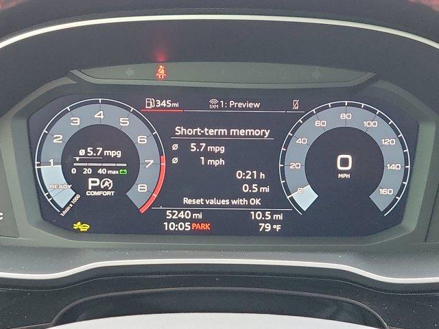Photo of 2025 White Audi Q3