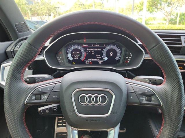 Photo of 2025 White Audi Q3