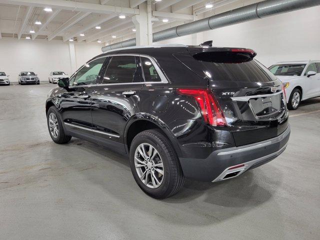 Photo of 2021 Stellar Black Metallic Cadillac XT5