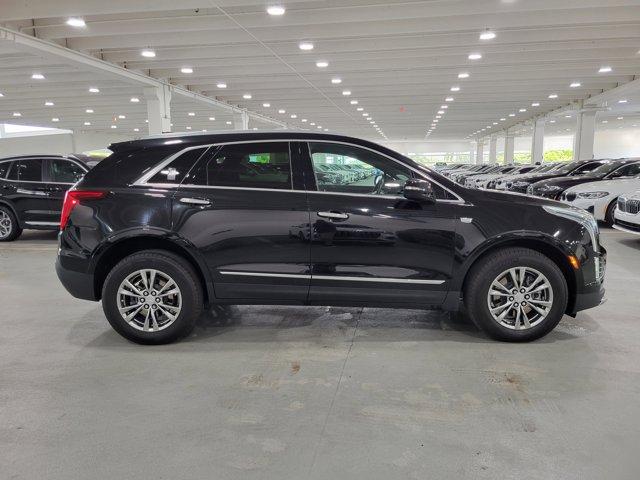 Photo of 2021 Stellar Black Metallic Cadillac XT5
