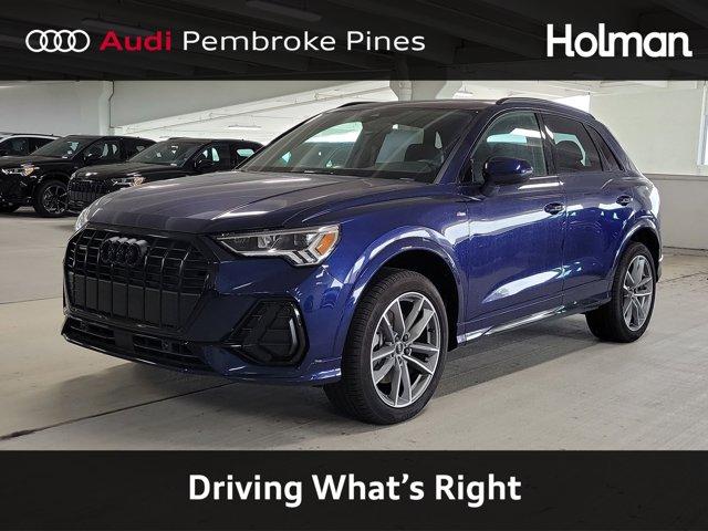 Photo of 2025 Navarra Blue Metallic Audi Q3