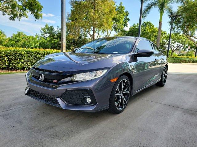 Photo of 2017 Silver Honda Civic