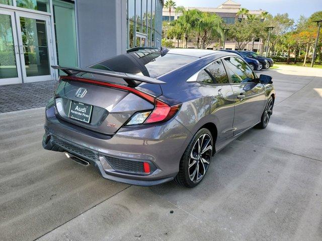Photo of 2017 Silver Honda Civic