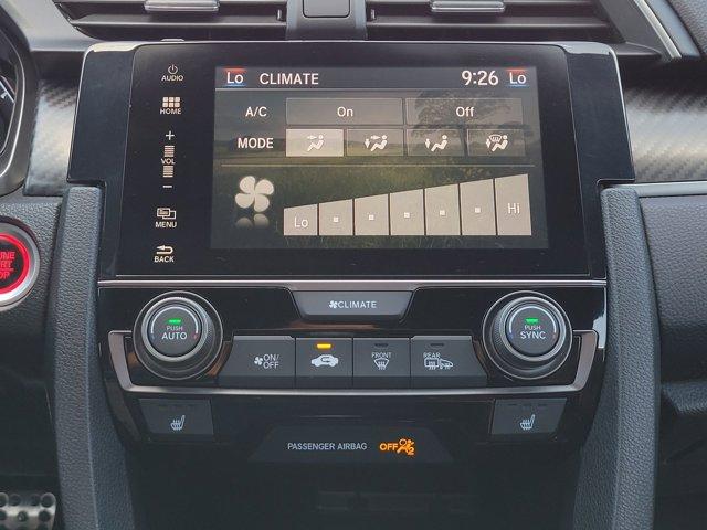 Photo of 2017 Silver Honda Civic