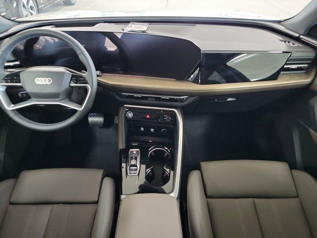 Photo of 2025 Glacier White Metallic Audi Q5