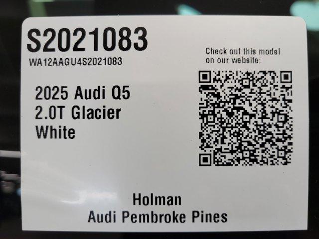 Photo of 2025 Glacier White Metallic Audi Q5