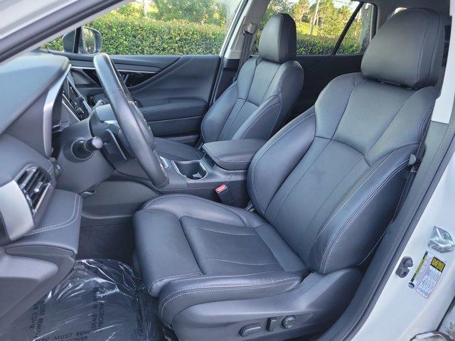 Photo of 2024 Crystal White Pearl Subaru Outback