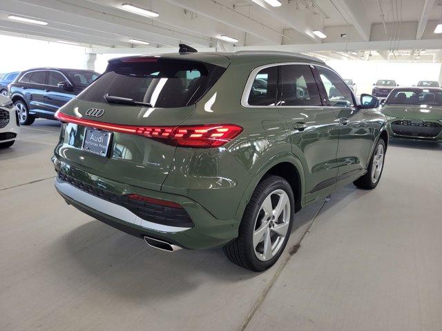 Photo of 2025 District Green Metallic Audi Q5