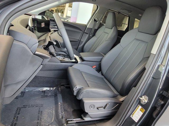 Photo of 2025 Tambora Gray Metallic Audi Q5