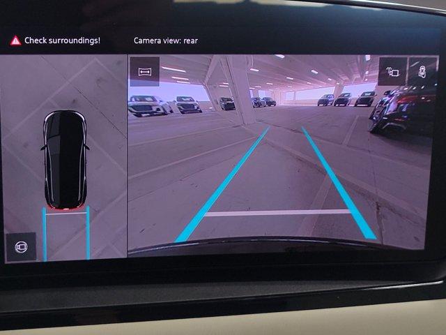 Photo of 2025 Tambora Gray Metallic Audi Q5