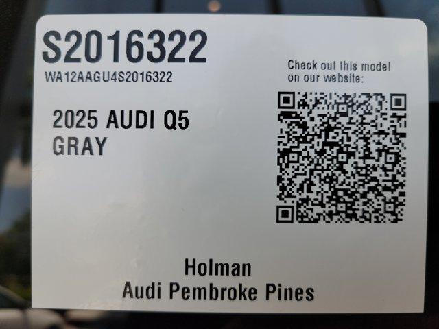 Photo of 2025 Tambora Gray Metallic Audi Q5