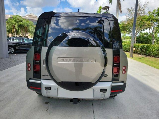 Photo of 2023 Gray Land Rover Defender
