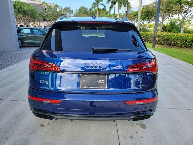 Photo of 2025 Blue Audi Q5