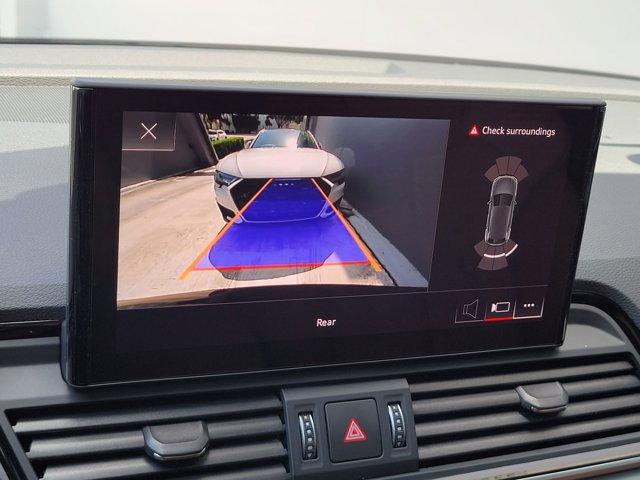 Photo of 2025 Blue Audi Q5
