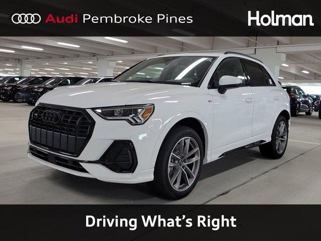 Photo of 2025 Arkona White Audi Q3