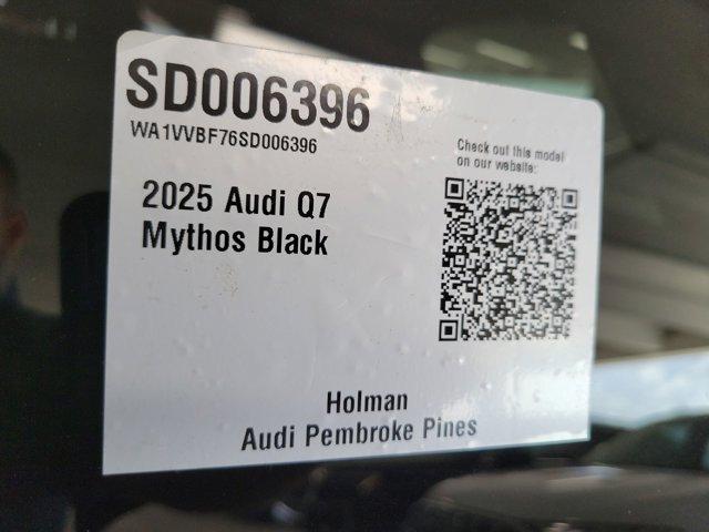 Photo of 2025 Mythos Black Metallic Audi Q7