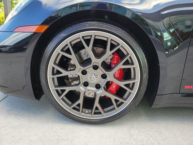 Photo of 2024 Black Porsche 911
