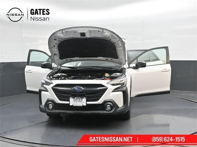 Photo of 2024 Crystal White Pearl Subaru Outback