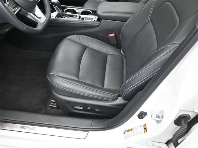 Photo of 2024 White Nissan Altima