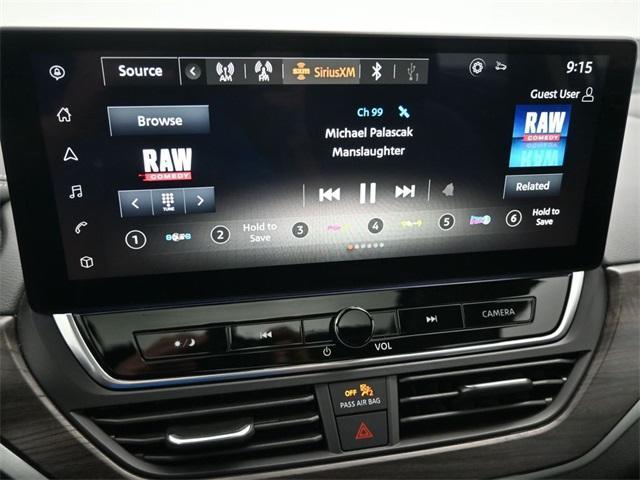 Photo of 2024 White Nissan Altima