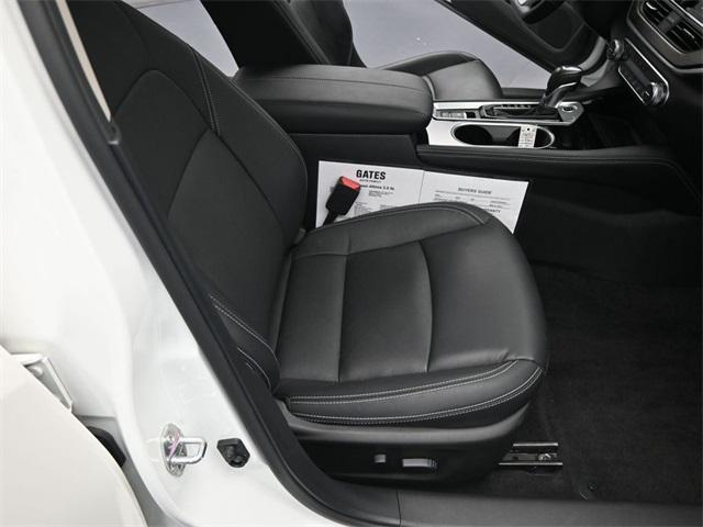 Photo of 2024 White Nissan Altima