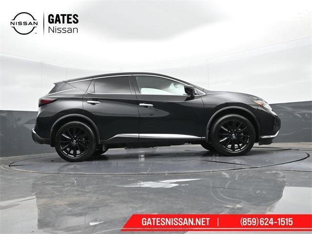 Photo of 2021 Magnetic Black Nissan Murano