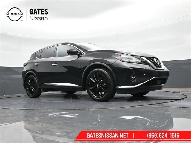 Photo of 2021 Magnetic Black Nissan Murano