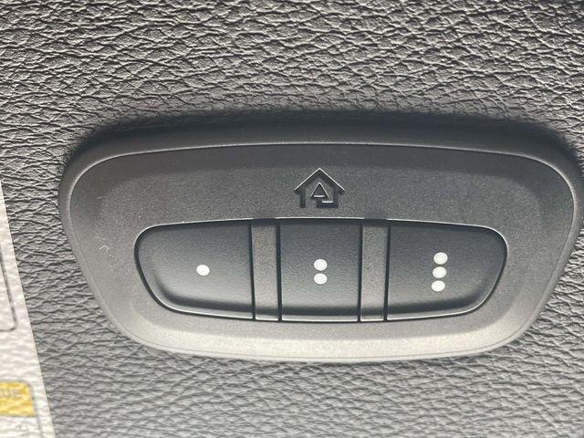 Photo of 2020 Bright White Clearcoat Jeep Gladiator