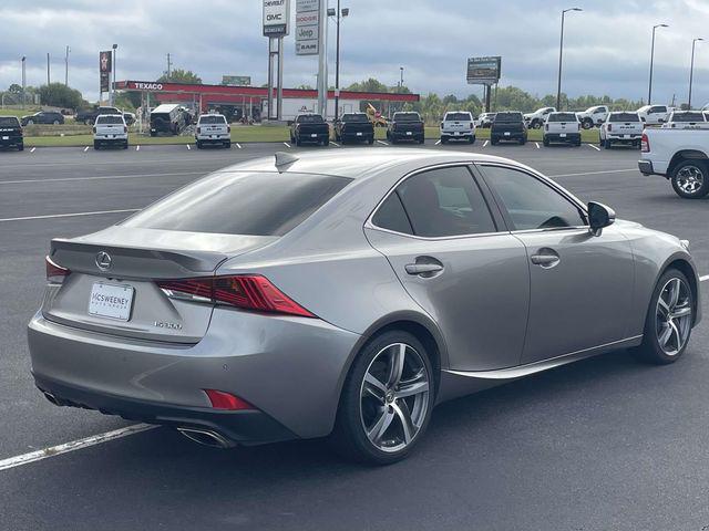 Photo of 2018 Silver Lexus IS 300