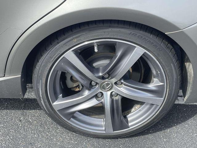 Photo of 2018 Silver Lexus IS 300