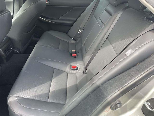 Photo of 2018 Silver Lexus IS 300