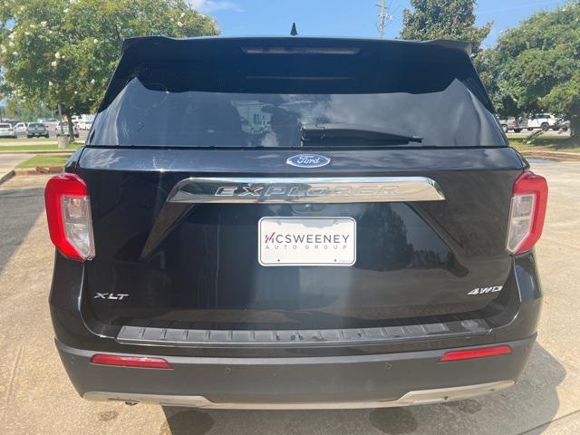 Photo of 2024 Black Metallic Ford Explorer