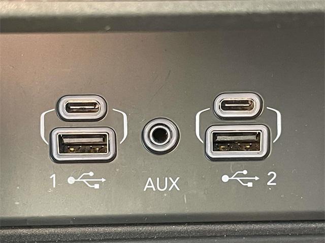 Photo of 2022 Silver Zynith Jeep Grand Cherokee 4xe