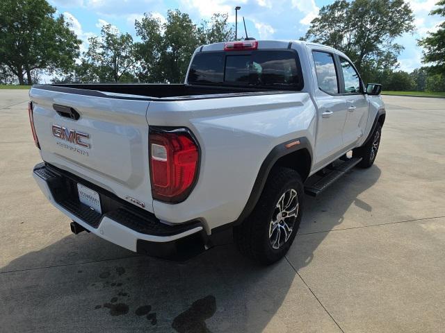 Photo of 2023 Summit White GMC Canyon