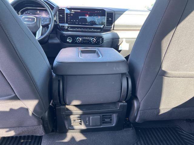 Photo of 2024 Onyx Black GMC Sierra 1500