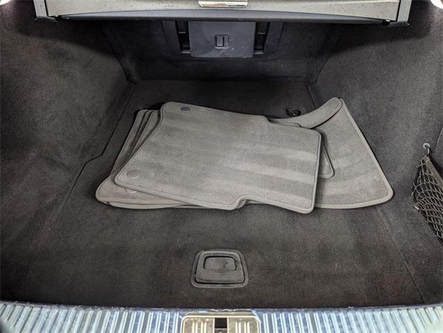 Photo of 2022 MANUFAKTUR Diamond White Mercedes-Benz S-Class
